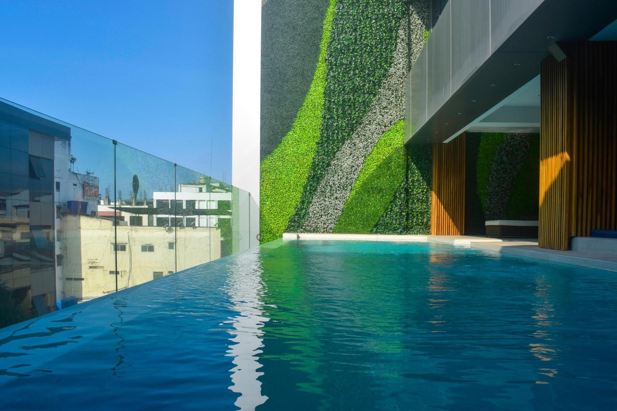 Hotel Veuxor Machala Kültér fotó