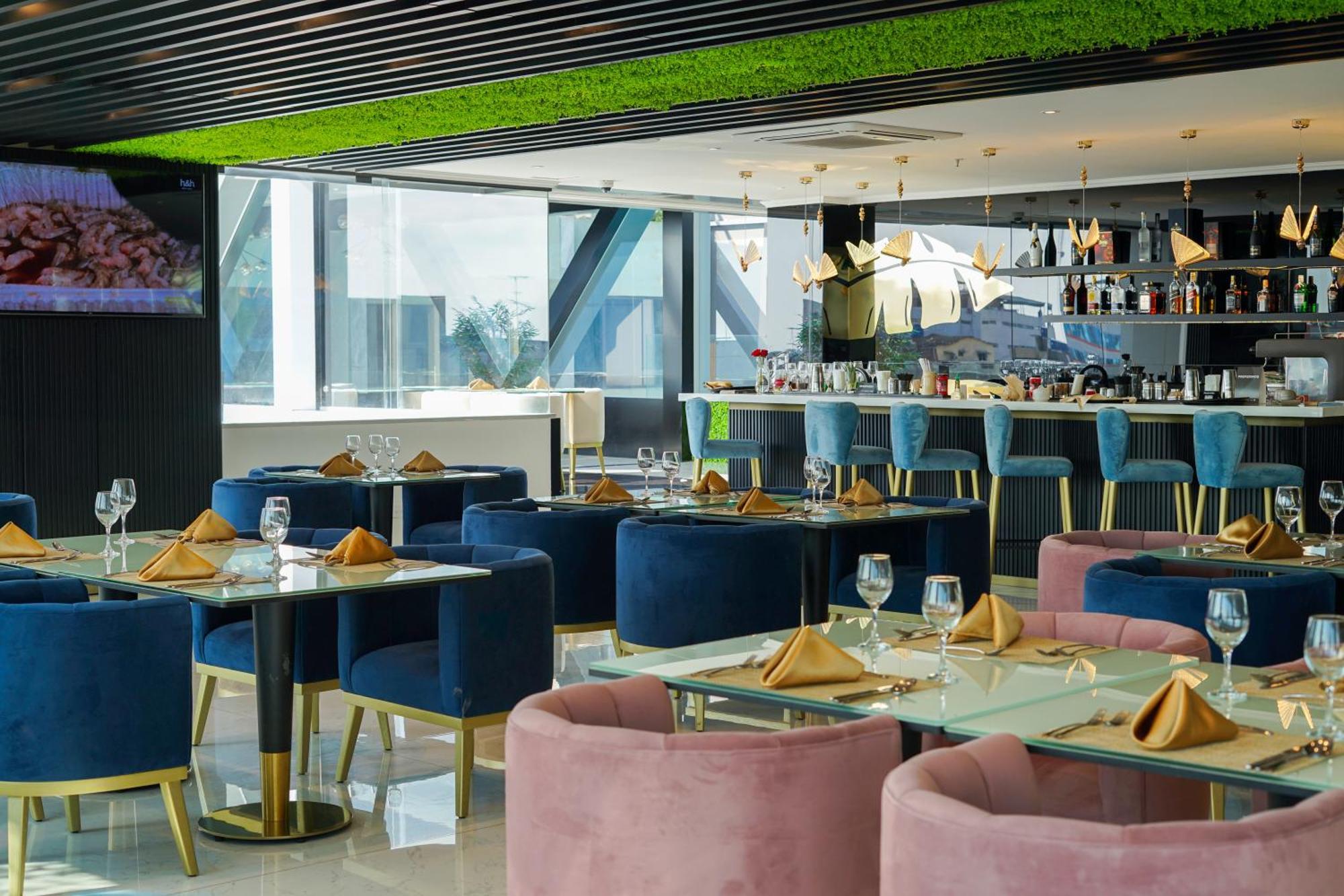 Hotel Veuxor Machala Kültér fotó