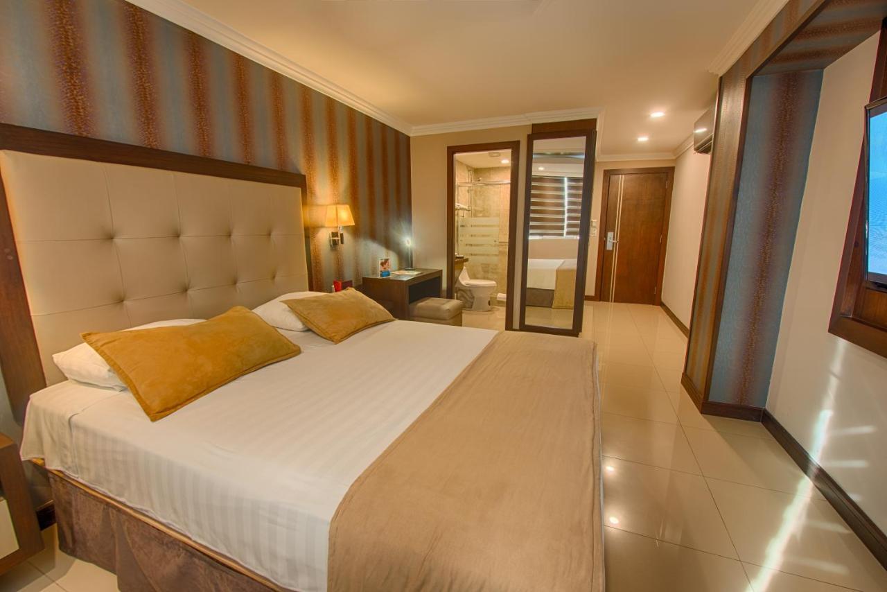 Hotel Veuxor Machala Kültér fotó
